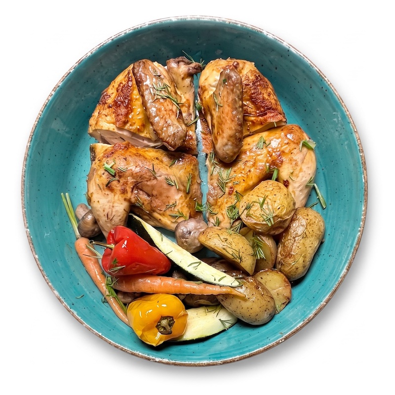 Tabaka — whole fried chicken with vegetables and baby potatoes